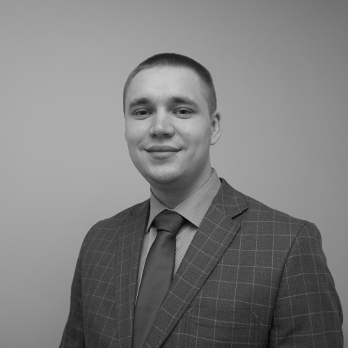Maksims Naumovs